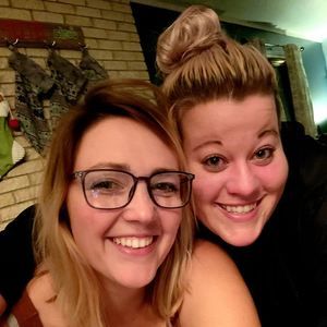 Meet your Posher, Carrie